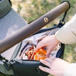 DonebyDeer Sort Barnevognstaske